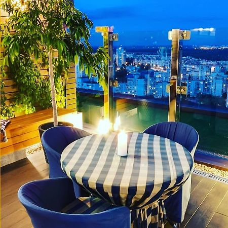 1 Room 60M2 Center Of Obolon Near River Side. With Terrace. 22 Floor Kiev Luaran gambar